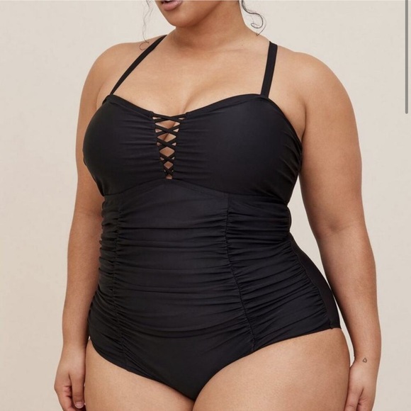 Torrid Swimsuit Lattice Front Cage - One Piece Ruched Retro Wireless za. - Picture 3 of 16